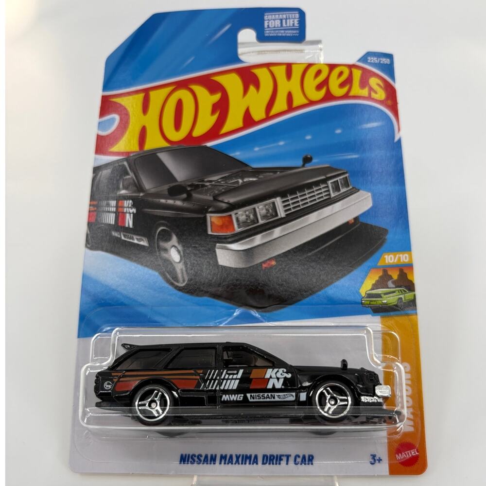 Hot wheels Nissan Maxima Drift Car 225/250